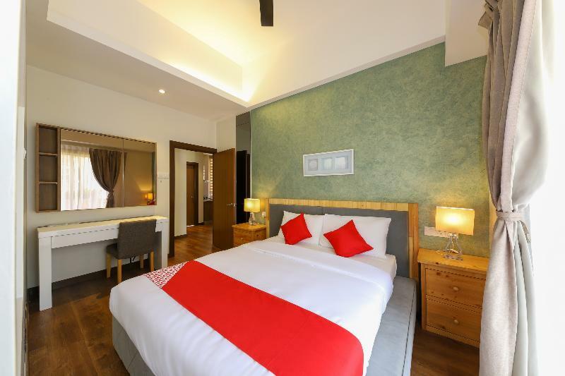 Seri Bayu Resort Hotel Sungai Pelek Buitenkant foto